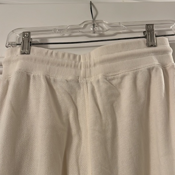 NEW Faherty joggers - Picture 9 of 11